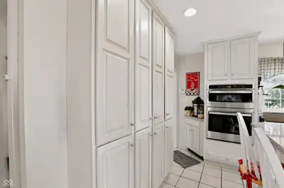 9510 235th Street, Cicero - 18