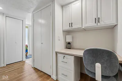 9105 Greenridge Lane, Bloomington - 27