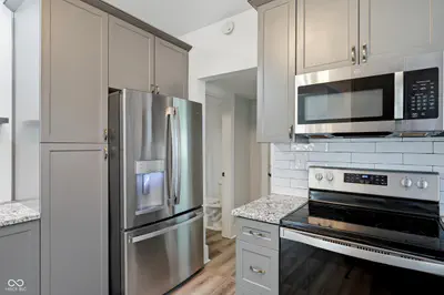 1330 Kealing Avenue, Indianapolis - 3