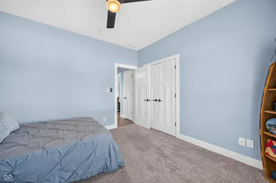 705 N Sobota Way, Trafalgar - 34