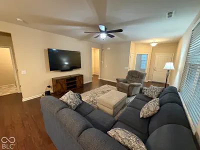 13515 Mosaic Street, Fishers - 13