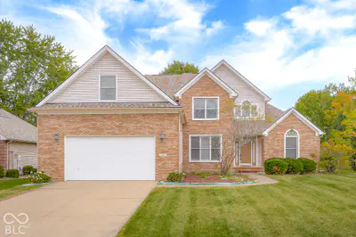 725 Greystone Court, Columbus