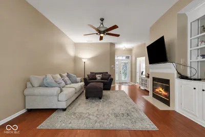1628 Foxmere Boulevard, Greenwood - 6
