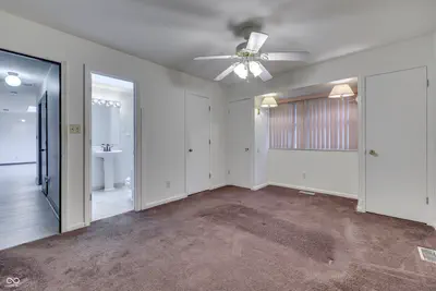 703 Hillcrest Drive, Greenwood - 27