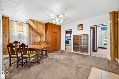 618 S Poplar Street, Seymour - 53