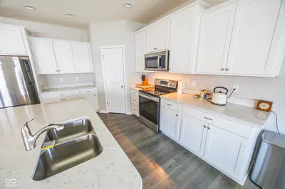 8822 Rowling Way, Indianapolis - 11