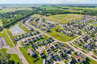 2017 Oak Terrace Drive, Shelbyville - 36