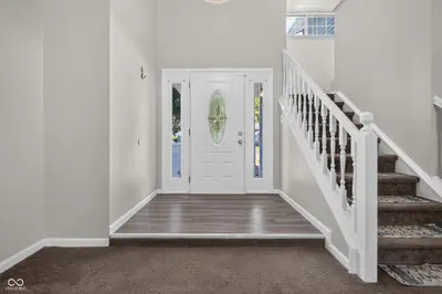 8512 Green Valley Drive, Indianapolis - 3