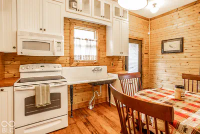 11090 County Road 225 W, Cloverdale - 41