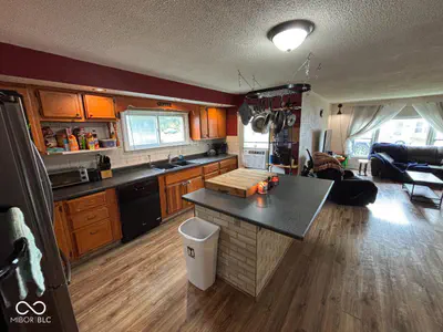 112 Vine Street, Gas City - 11