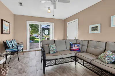 2260 S 650 W, Jamestown - 45