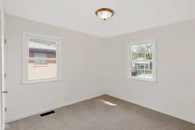 186 8th Avenue, Beech Grove - 13