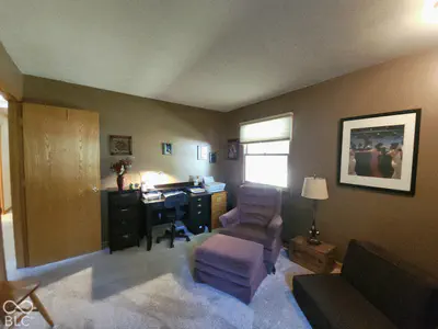 1345 Crest Court, Plainfield - 33