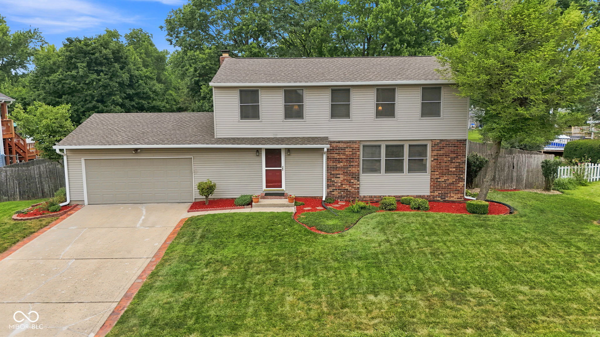 1192 Greenbriar Drive, Greenwood