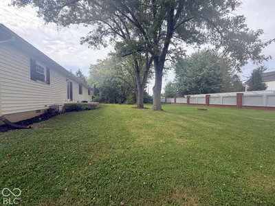 1112 Ranch Road, Connersville - 11