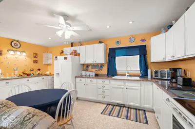 1081 Smith Circle, Paoli - 9