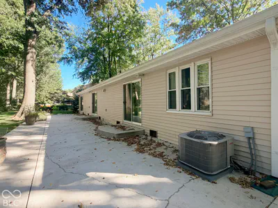 8702 Gillingham Lane, Fishers - 27