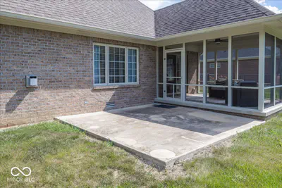 7082 Bitternut Lane, Plainfield - 29