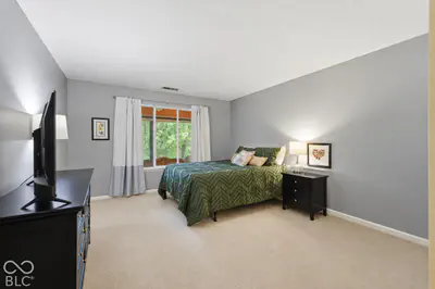 558 Hunters Drive, Carmel - 19