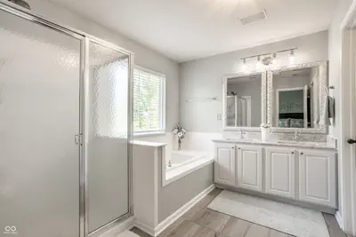12464 Gladecrest Drive, Carmel - 21
