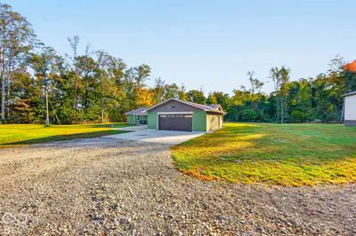 7853 County Road 1200, Seymour - 2