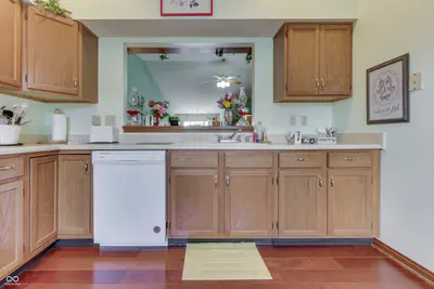 2063 Pelican, Franklin - 18