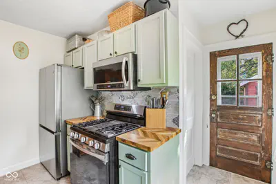 5607 Carrollton Avenue, Indianapolis - 17