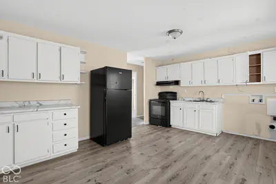 9601 E 39th Place, Indianapolis - 11