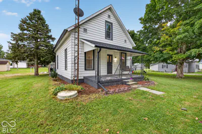 303 Brant Street, Waynetown - 25