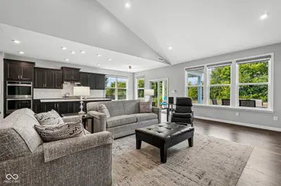 11814 Brambling Lane, Noblesville - 12