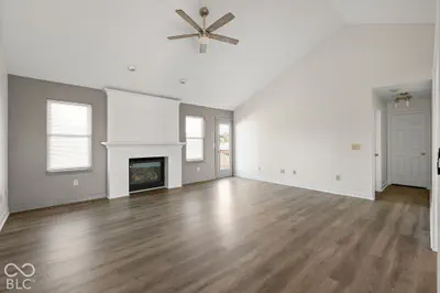 2420 E Mill Stream Drive, Greenfield - 9