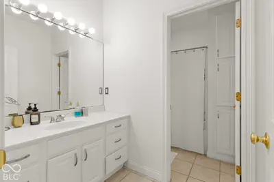 16270 Remington Drive, Fishers - 33
