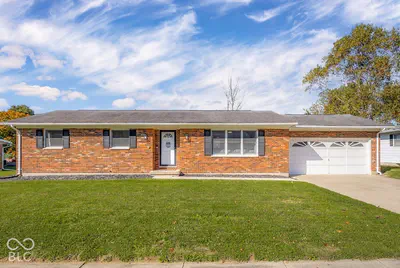 9032 Shadow Drive, Brookville