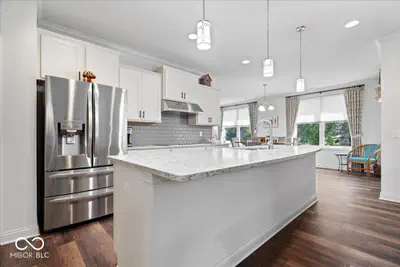 16127 Loire Valley Drive, Fishers - 9