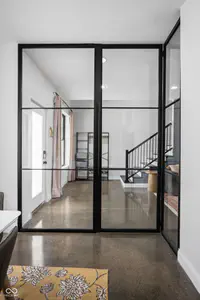 1628 East, Indianapolis - 4