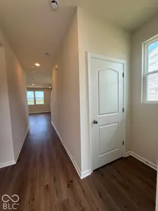3802 Sterling Drive, Whitestown - 35