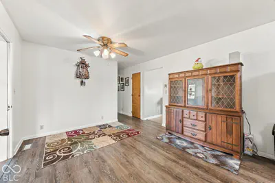 5300 Breezewood Drive, Muncie - 8