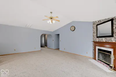 1495 Hedge Court, Greenfield - 4