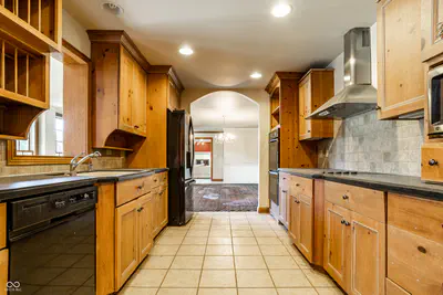 6301 800, Zionsville - 9