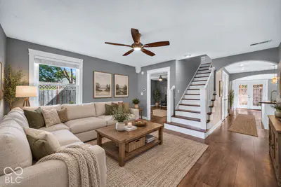 300 E Ohio Street, Trafalgar - 7