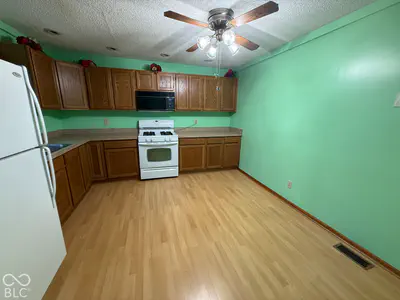 808 North Street, Lebanon - 18