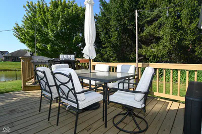 7349 Plantation Lane, Avon - 35