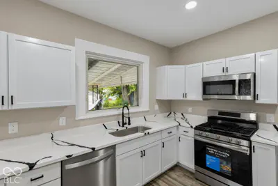 309 E South Street, Arcadia - 10