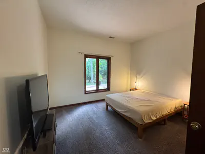 8923 Woodacre Lane, Indianapolis - 29