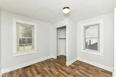 896 Young Street, Franklin - 14