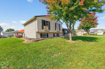 10803 Lupine Lane, Fort Wayne - 3