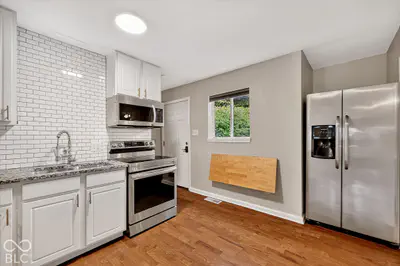 1636 Woodlawn Avenue, Indianapolis - 8