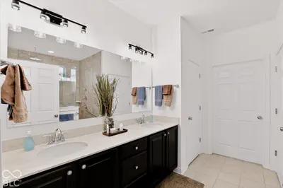 10510 Fox Hunt Road, Fishers - 49