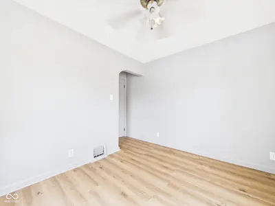 105 E Vinyard, Anderson - 16