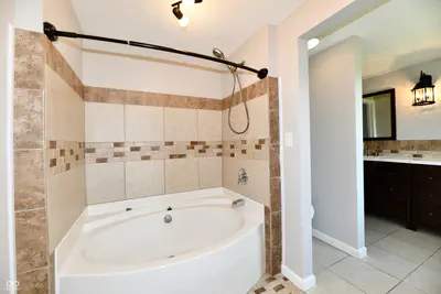 1075 600, Greenfield - 7